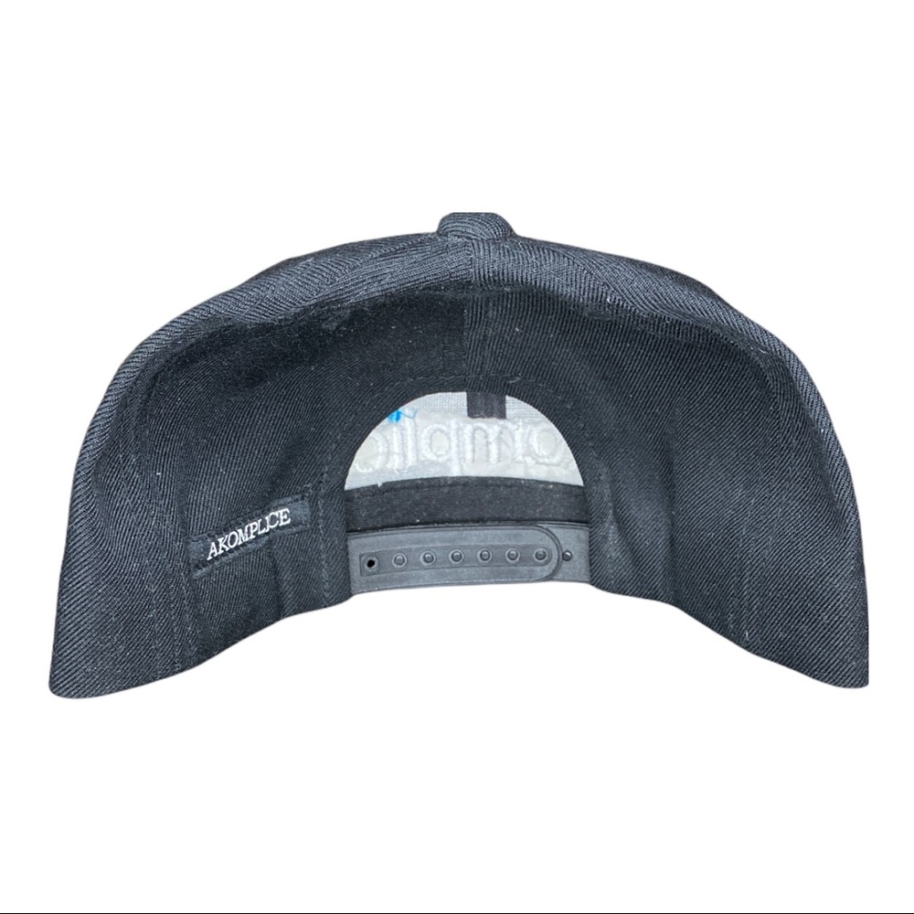 akomplice snapback hat - Picture 2 of 5